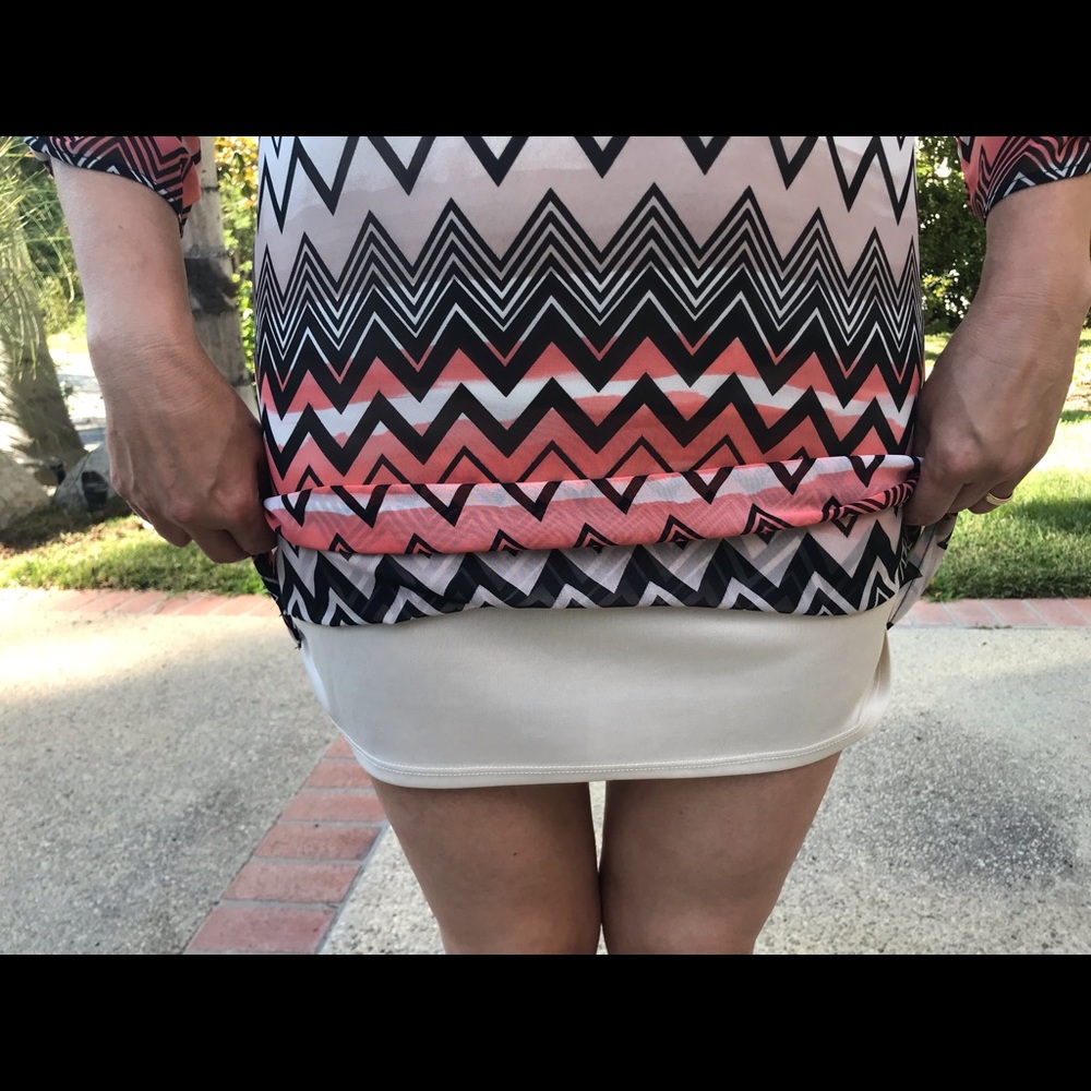SHIFT DRESS - Picture 4 of 5